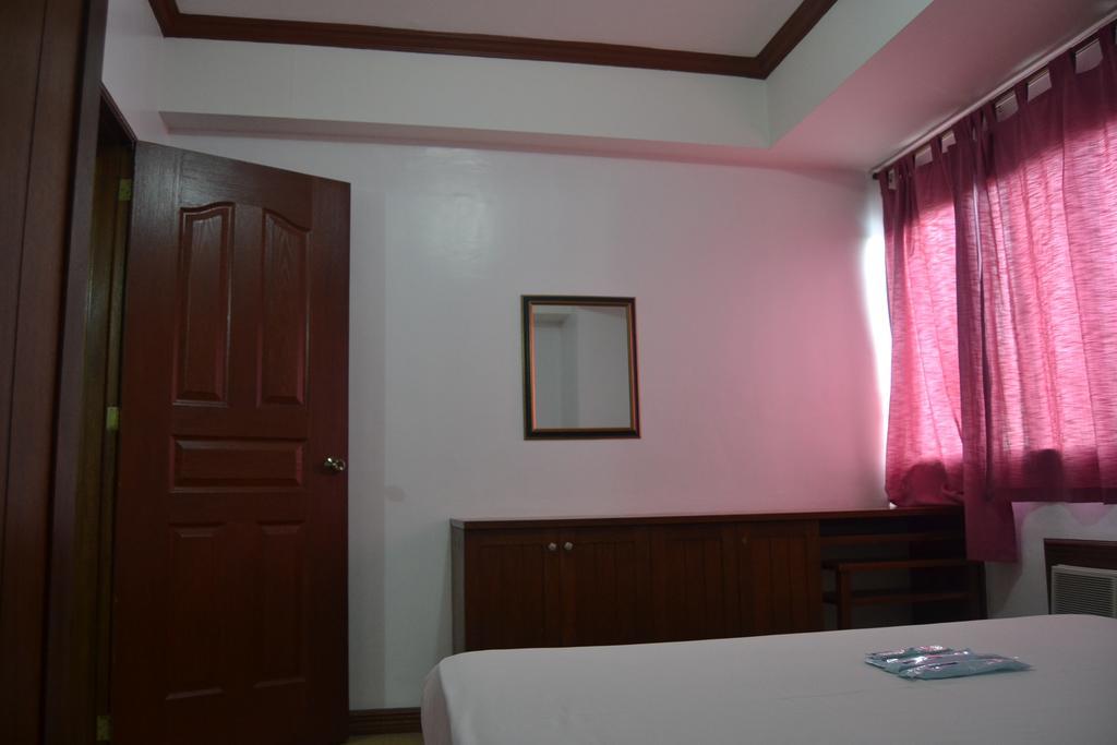 Isabelle Royale Paranaque Paranaque City Екстериор снимка