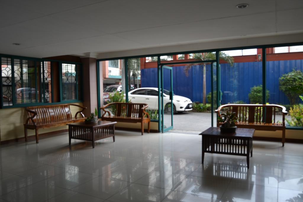 Isabelle Royale Paranaque Paranaque City Екстериор снимка